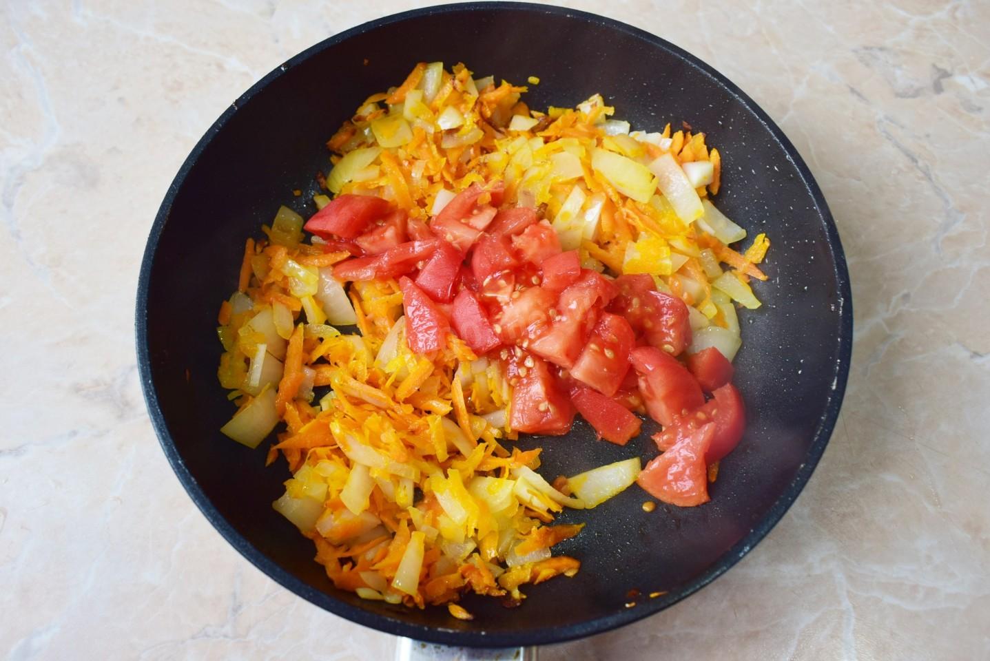 Шаг 6 приготовления Борщ со свежей капустой свеклой и мясом