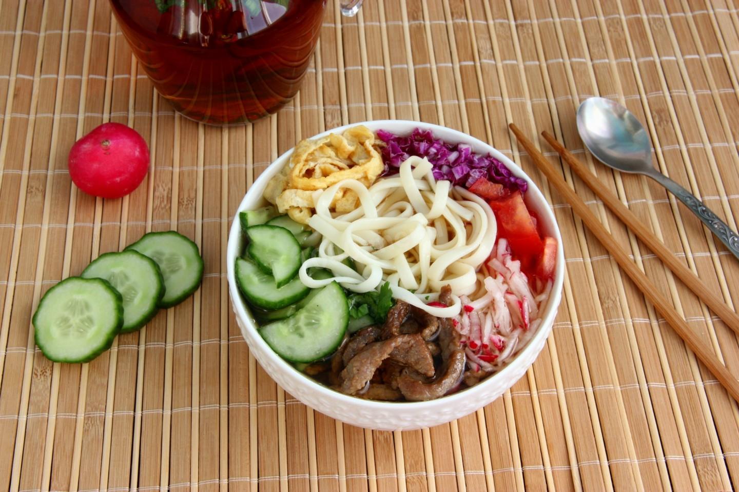 Шаг 10 приготовления Кукси по корейски с мясом