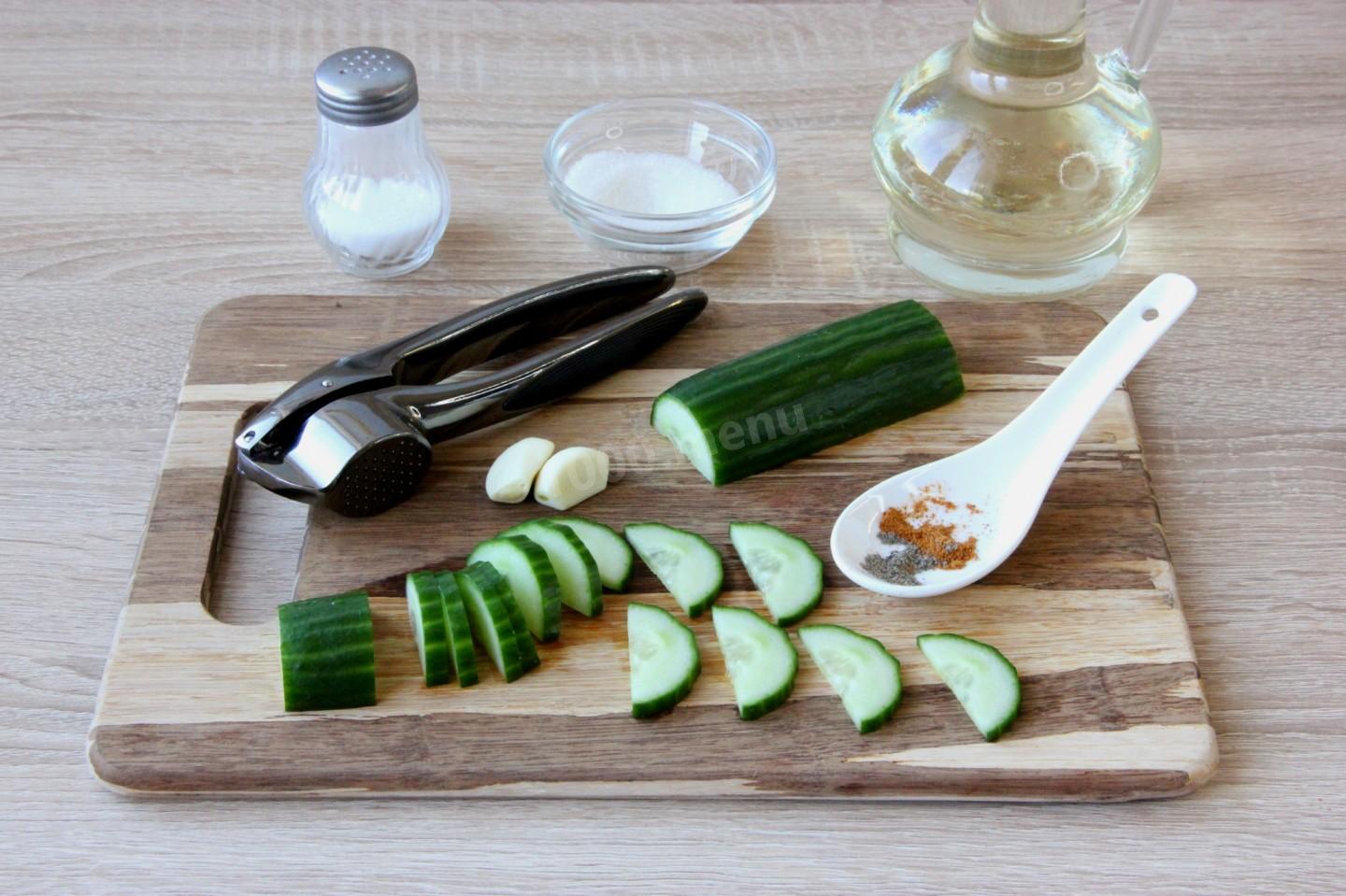 Шаг 5 приготовления Кукси по корейски с мясом