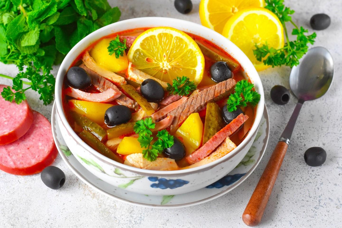 Шаг 16 приготовления Солянка сборная мясная с картошкой