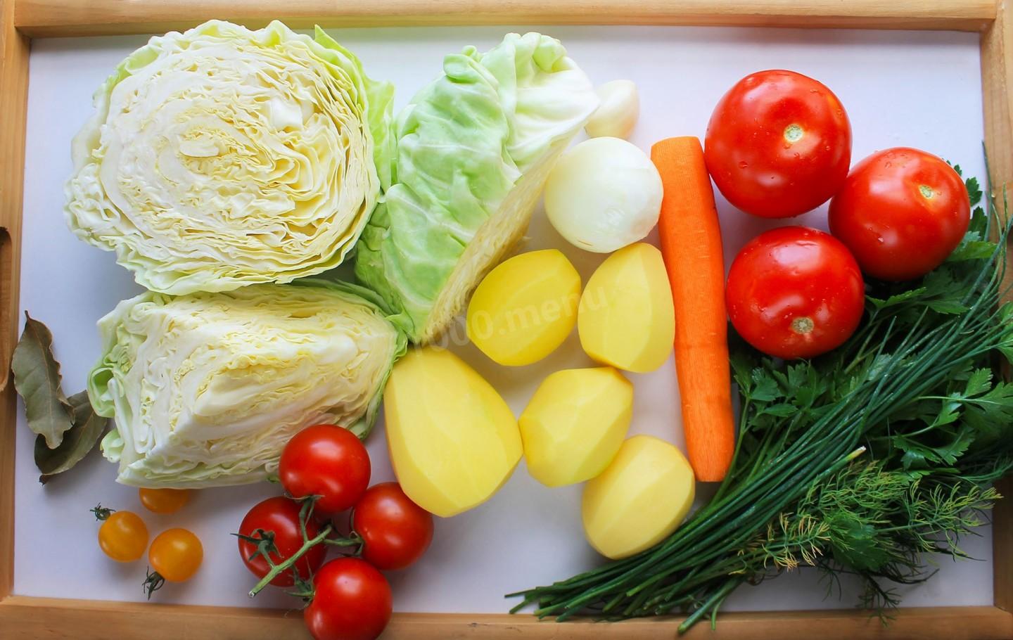 Шаг 3 приготовления Щи из свежей капусты с курицей