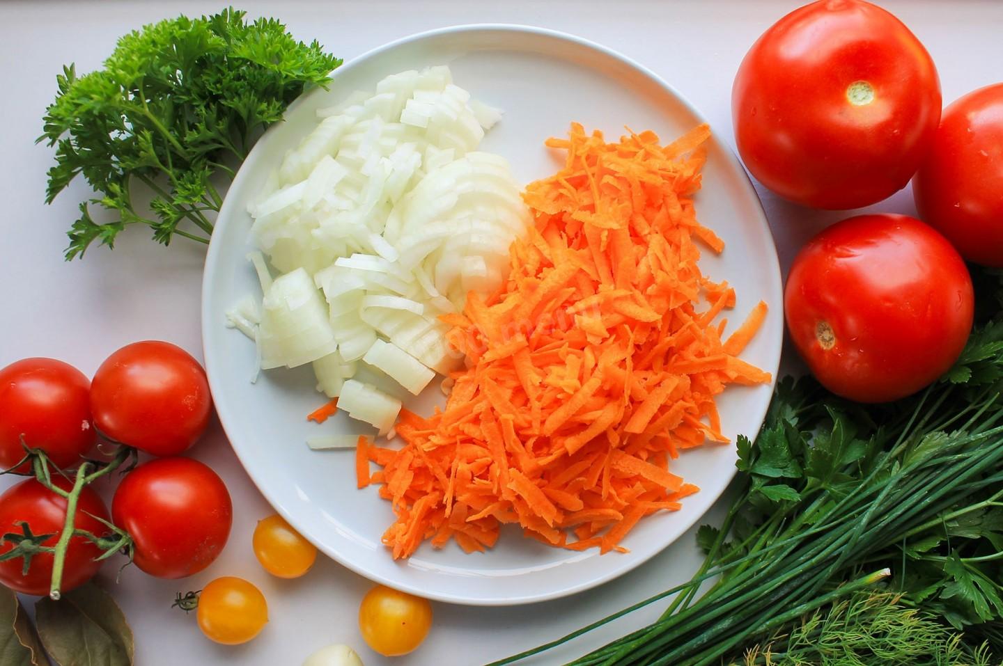 Шаг 4 приготовления Щи из свежей капусты с курицей