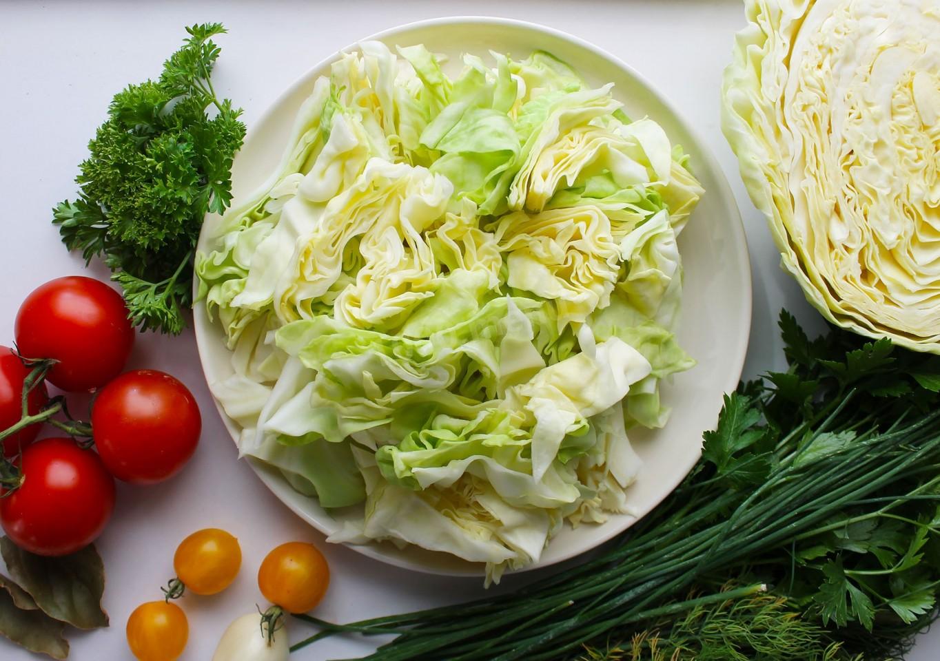 Шаг 9 приготовления Щи из свежей капусты с курицей