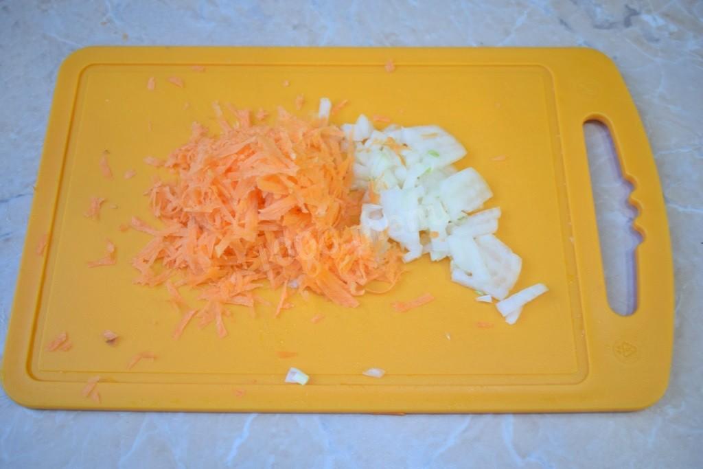 Шаг 3 приготовления Суп с вермишелью и курицей
