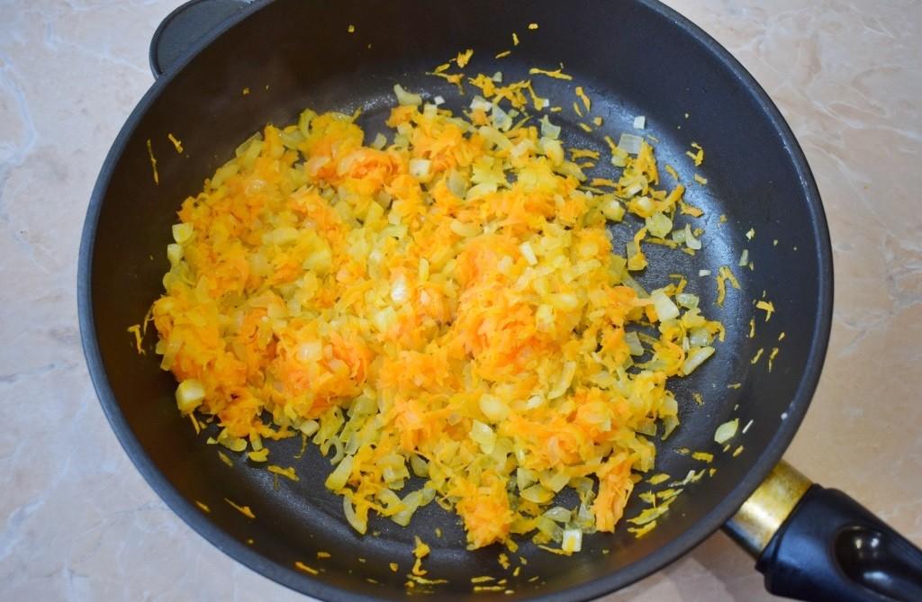 Шаг 4 приготовления Суп с вермишелью и курицей