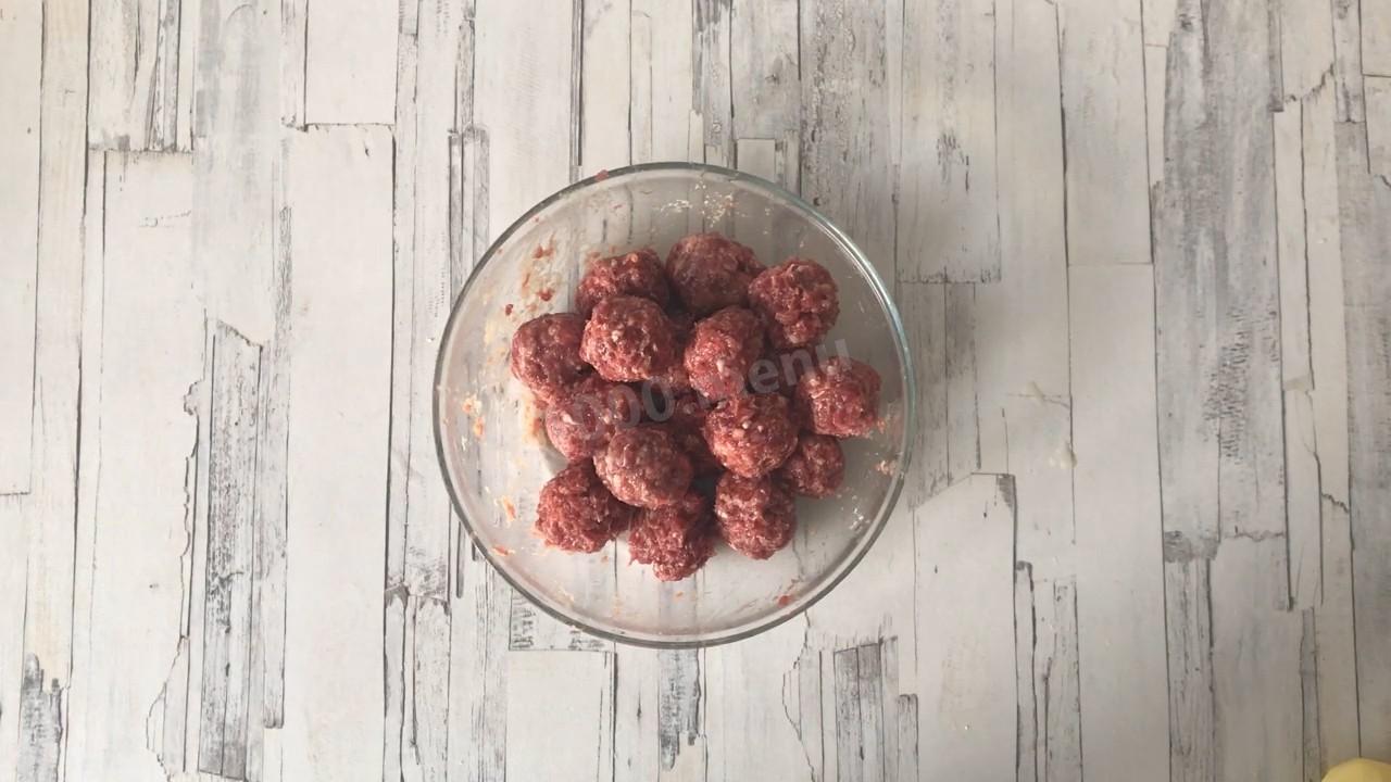 Шаг 4 приготовления Суп с фрикадельками и рисом