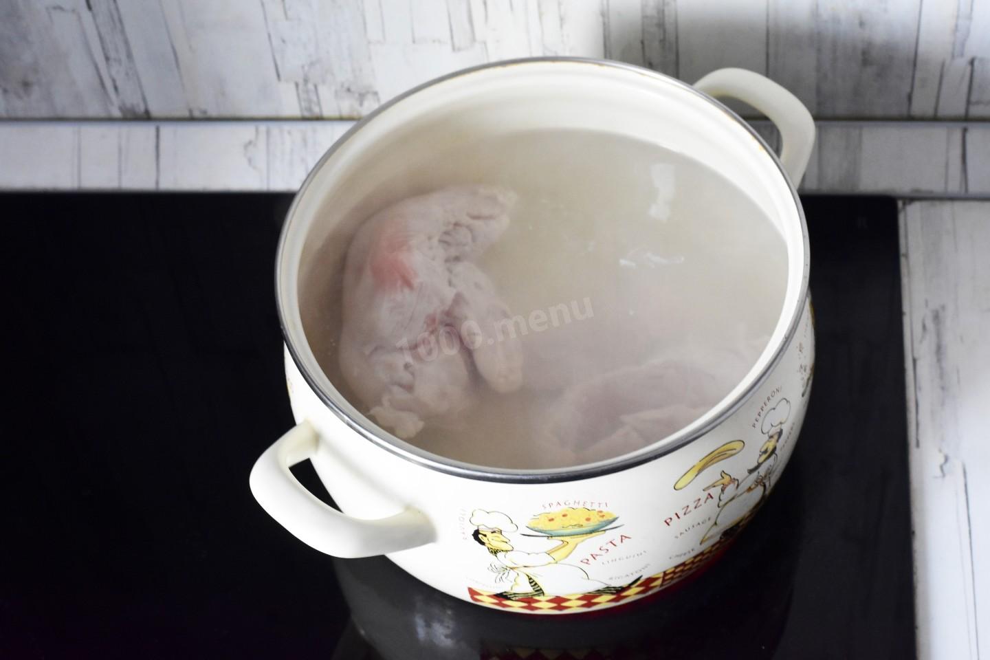 Шаг 2 приготовления Суп харчо с курицей рисом и картошкой