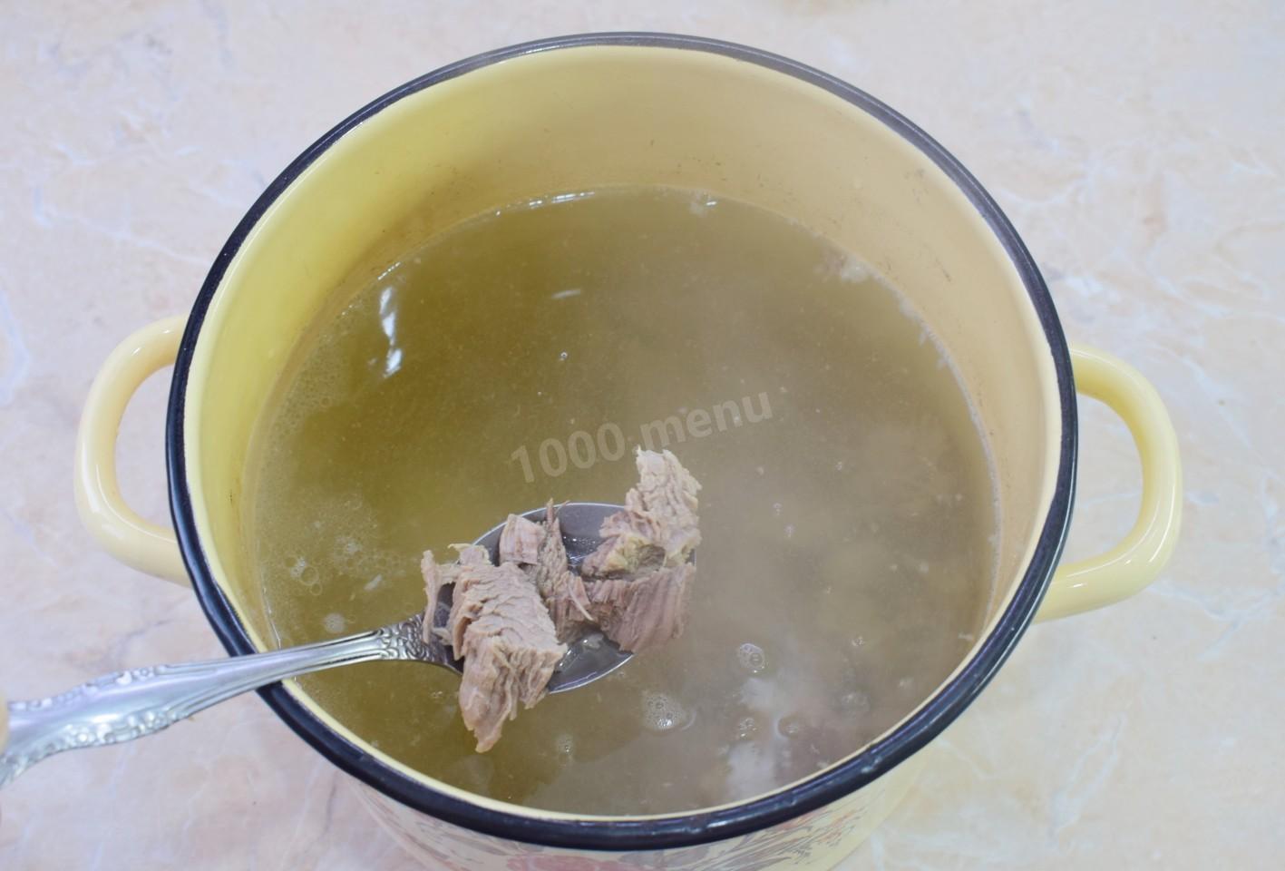 Шаг 2 приготовления Щи из свежей капусты с говядиной классические