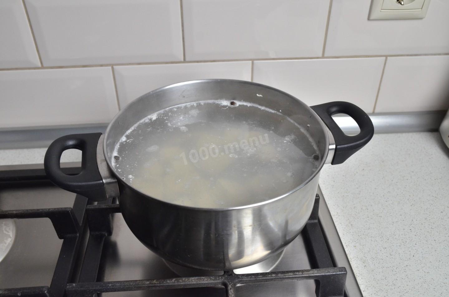 Шаг 4 приготовления Суп из куриного филе с картошкой и вермишелью