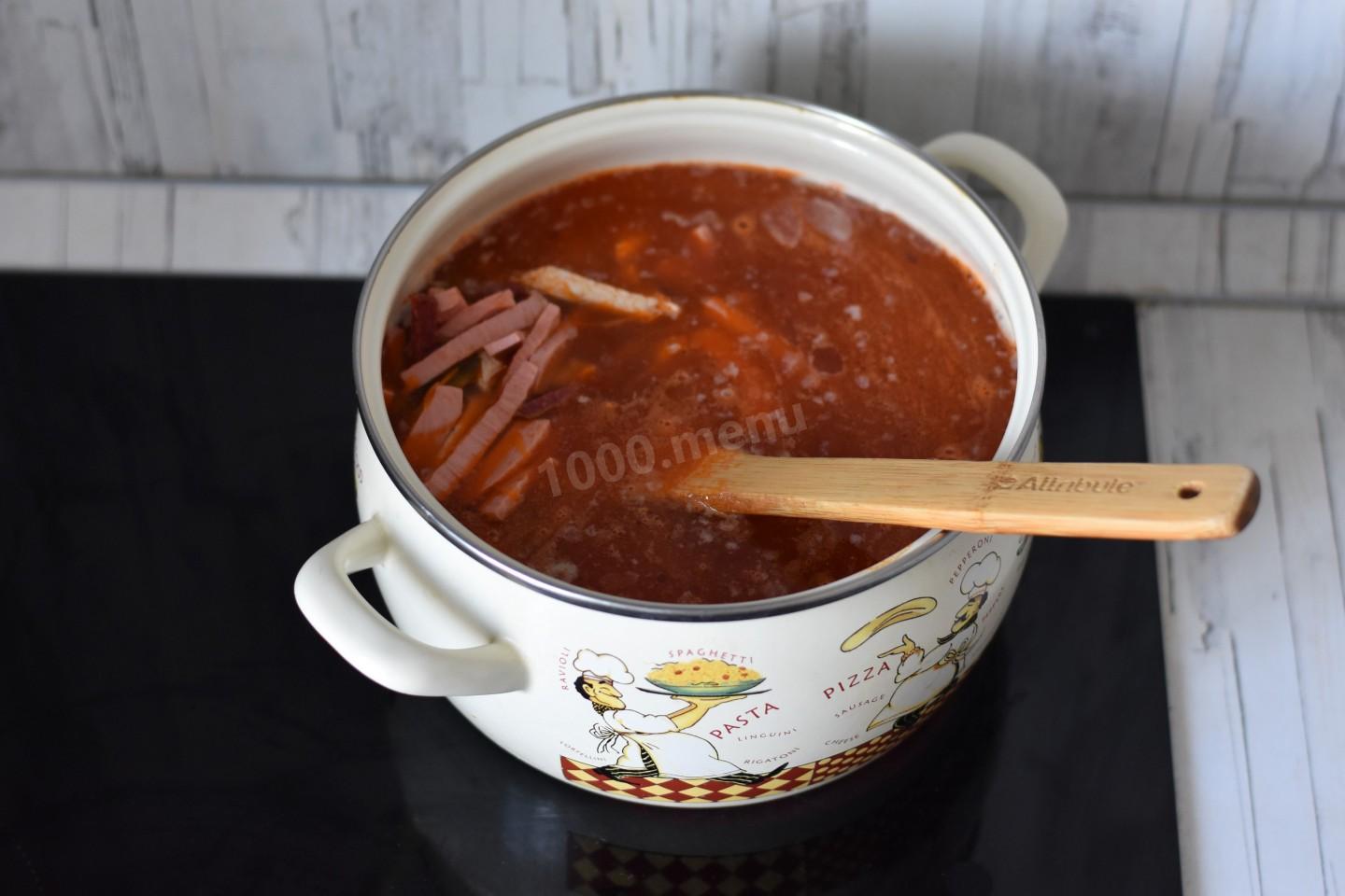 Шаг 16 приготовления Солянка с курицей  колбасой и картошкой