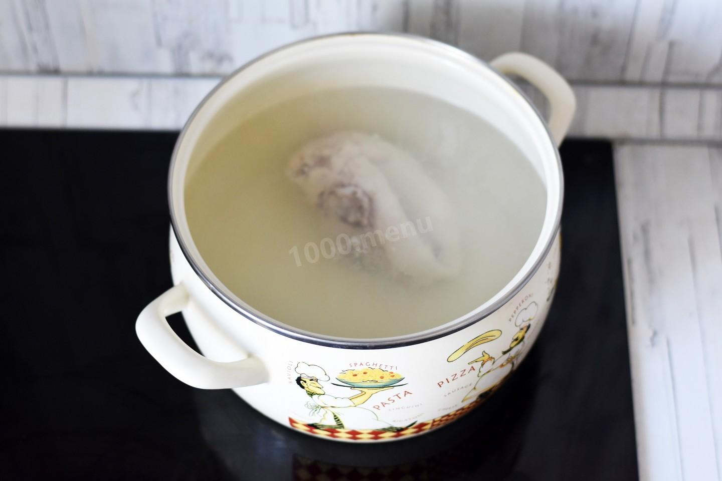 Шаг 8 приготовления Солянка с курицей  колбасой и картошкой
