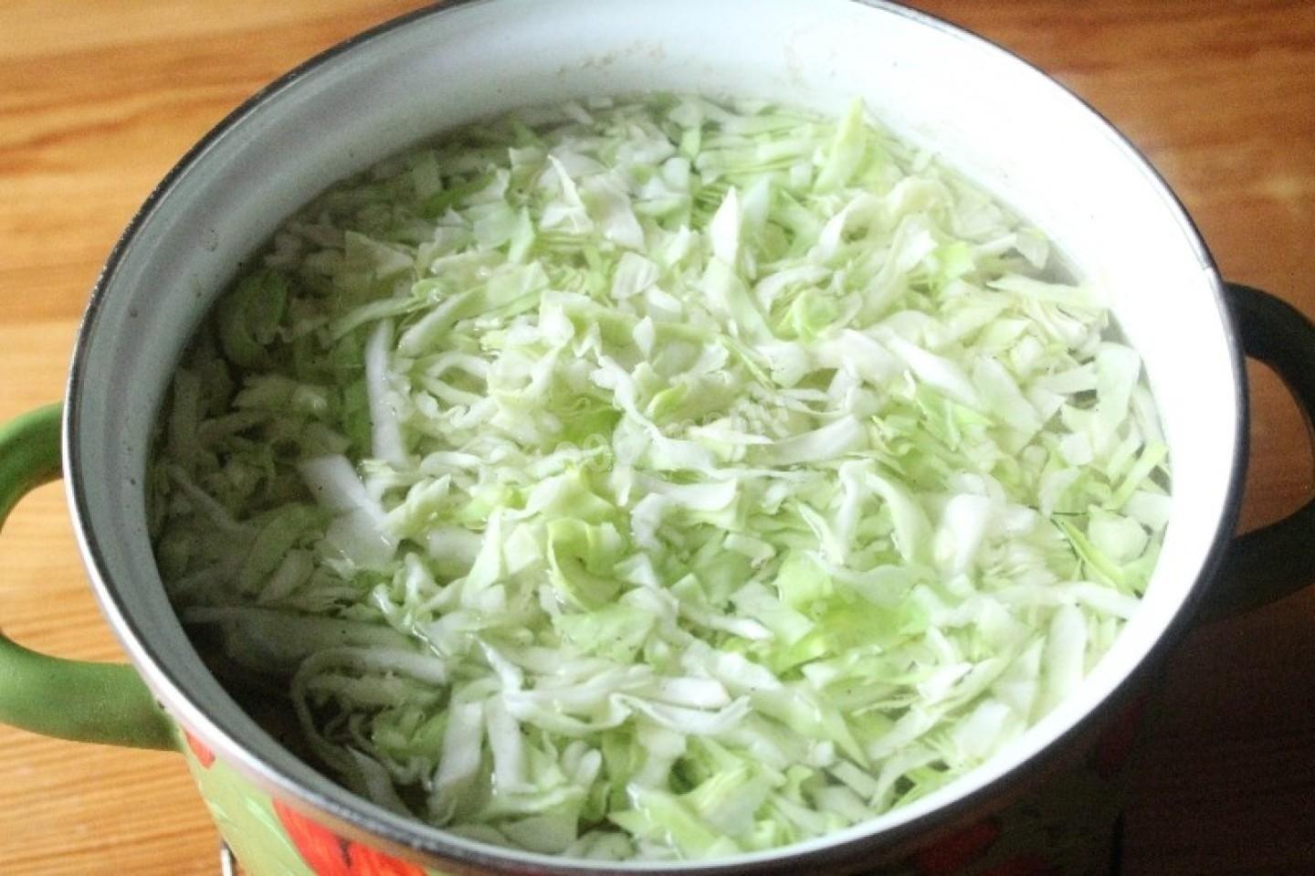 Шаг 10 приготовления Куриный суп с капустой и картошкой