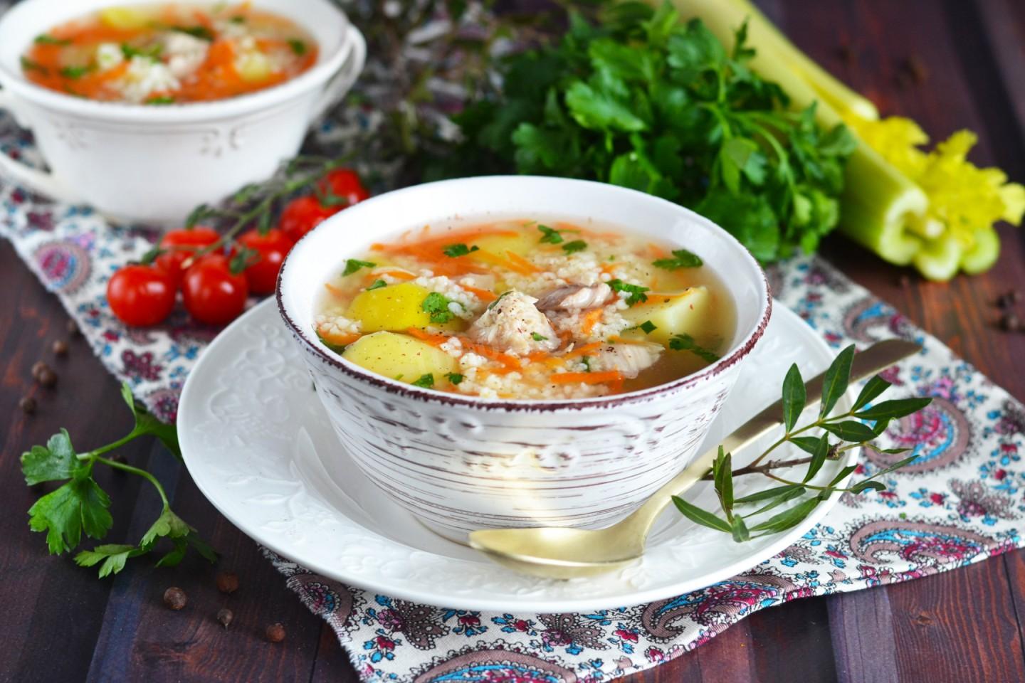 Шаг 11 приготовления Уха из головы сазана