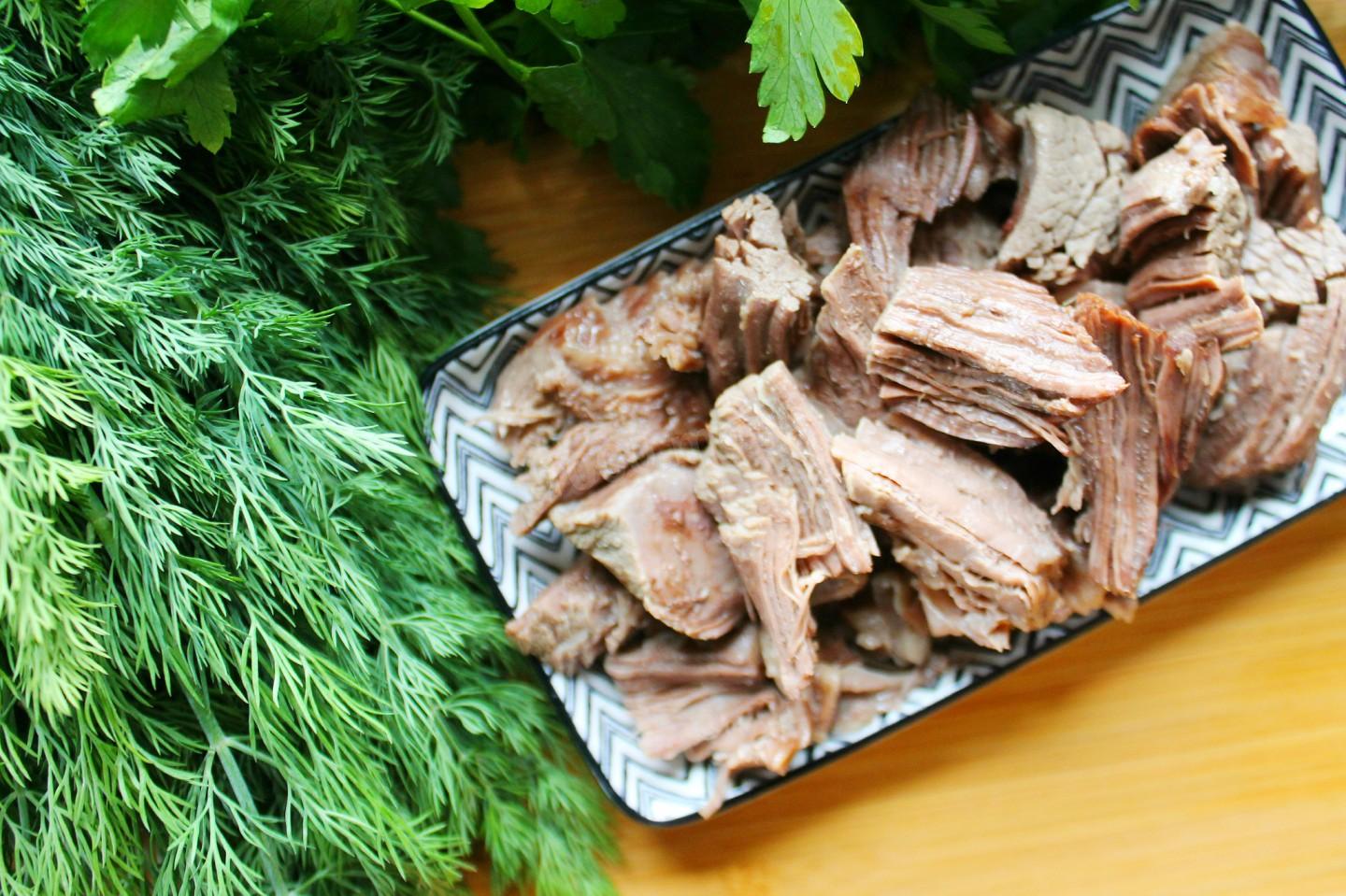 Шаг 12 приготовления Суп фасолевый с мясом