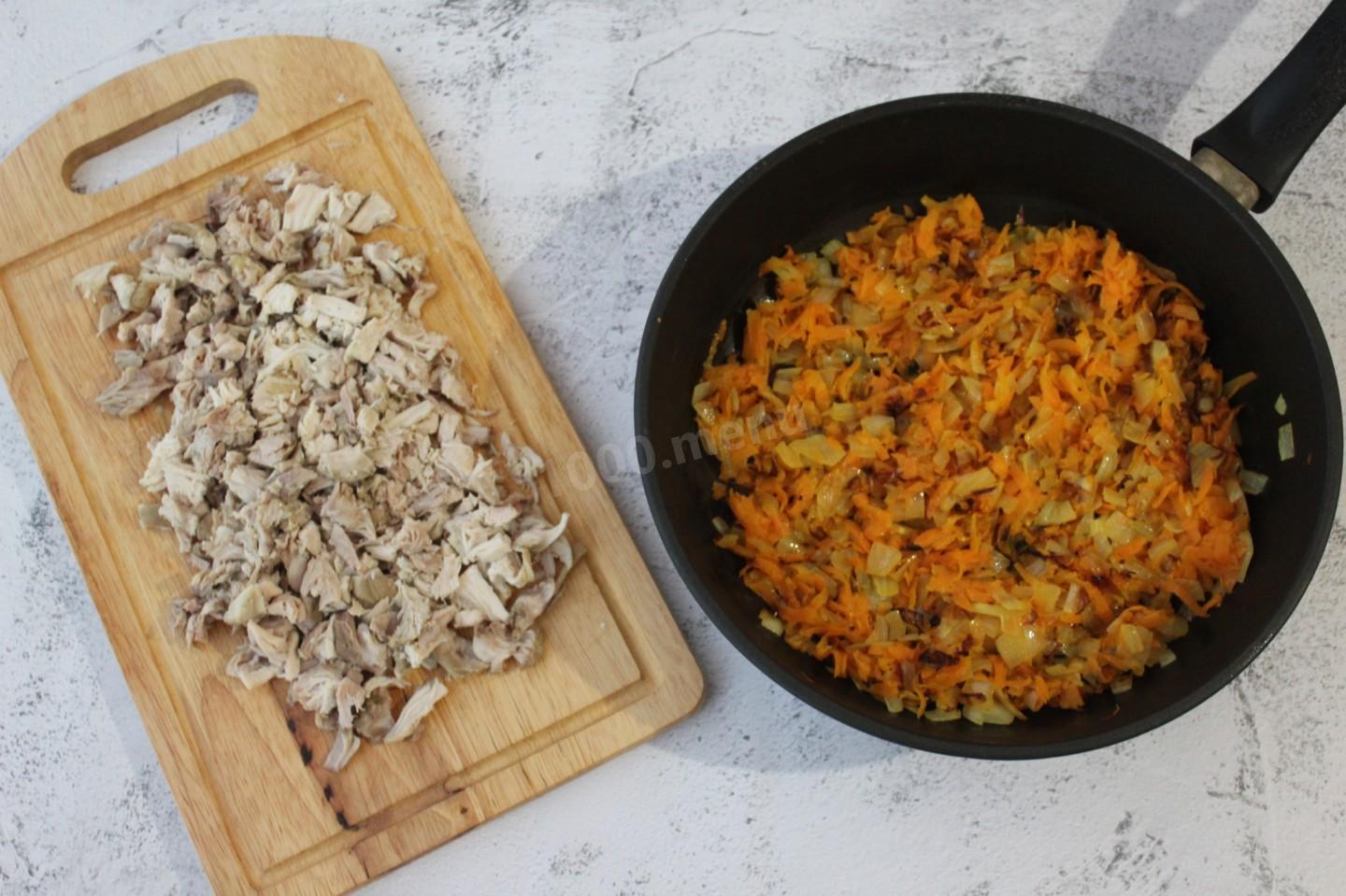 Шаг 9 приготовления Куриный суп с домашней яичной лапшой