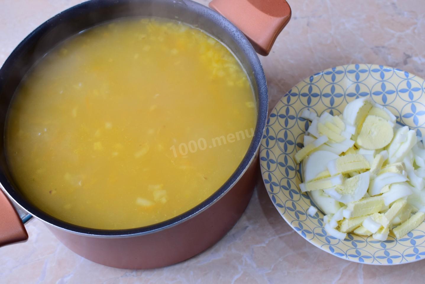 Шаг 6 приготовления Щавелевый суп с мясом и яйцом