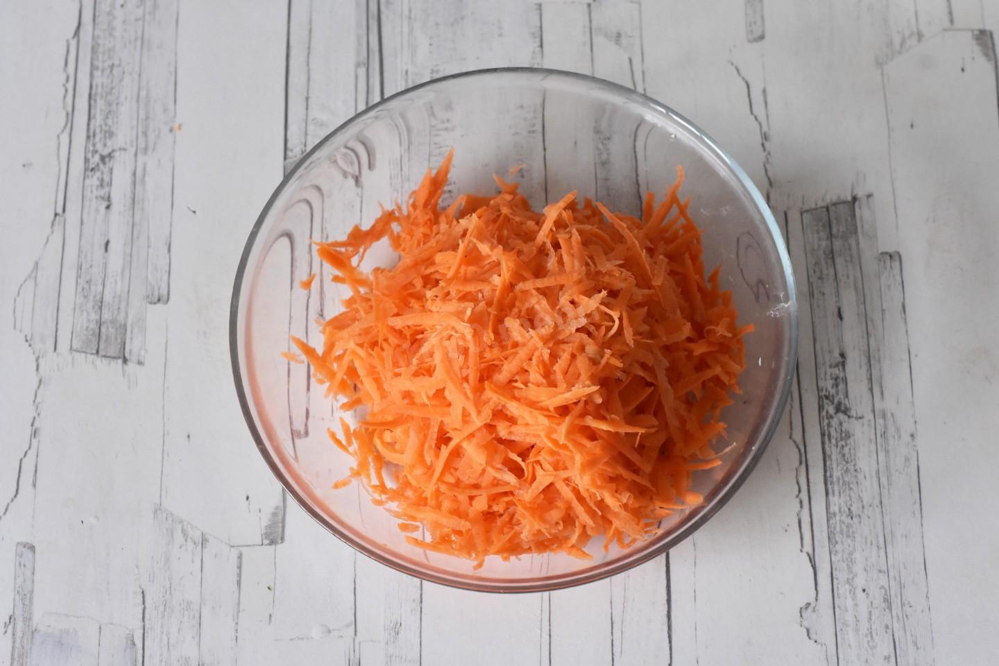 Шаг 3 приготовления Щи из капусты без мяса