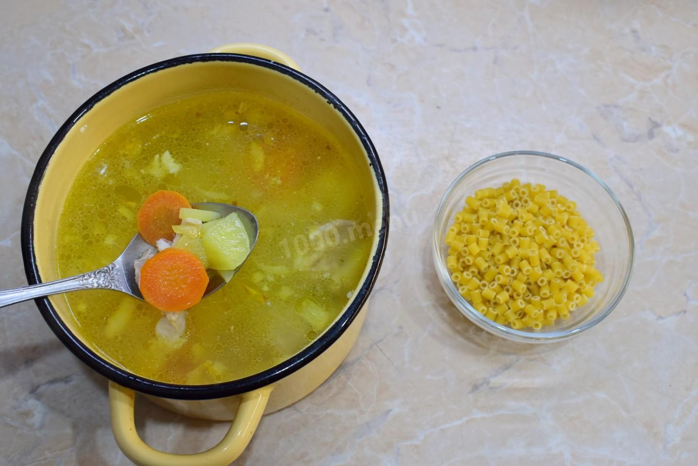 Шаг 5 приготовления Суп с макаронами и картошкой
