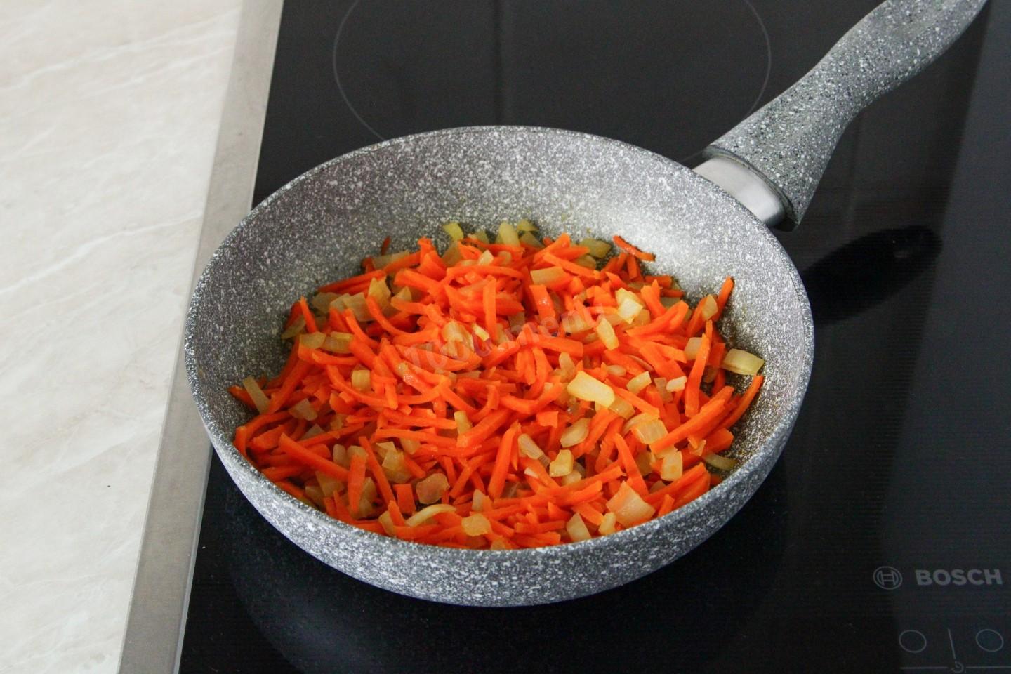 Шаг 6 приготовления Пшенный суп с курицей