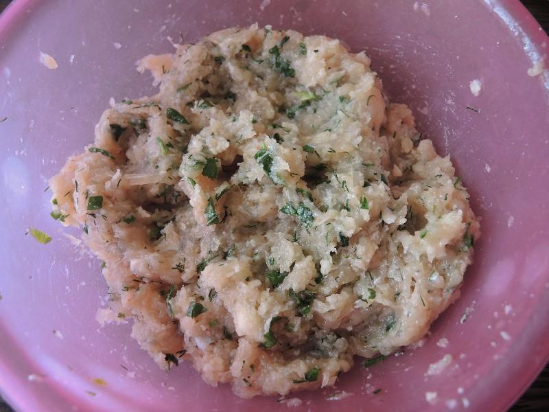 Шаг 4 приготовления Суп с куриными фрикадельками и плавленным сыром