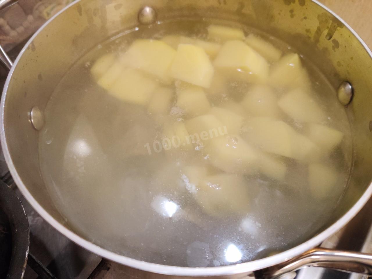 Шаг 7 приготовления Картофельный суп с мясом