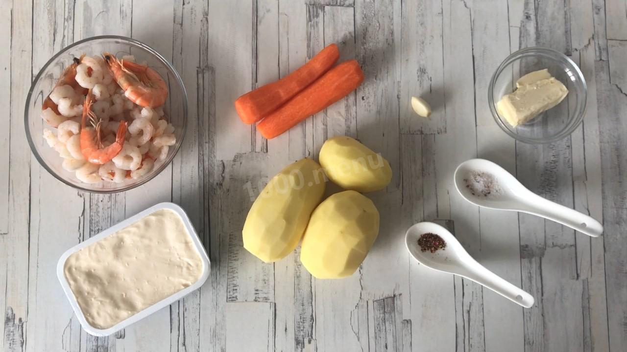Шаг 1 приготовления Сырный суп с креветками