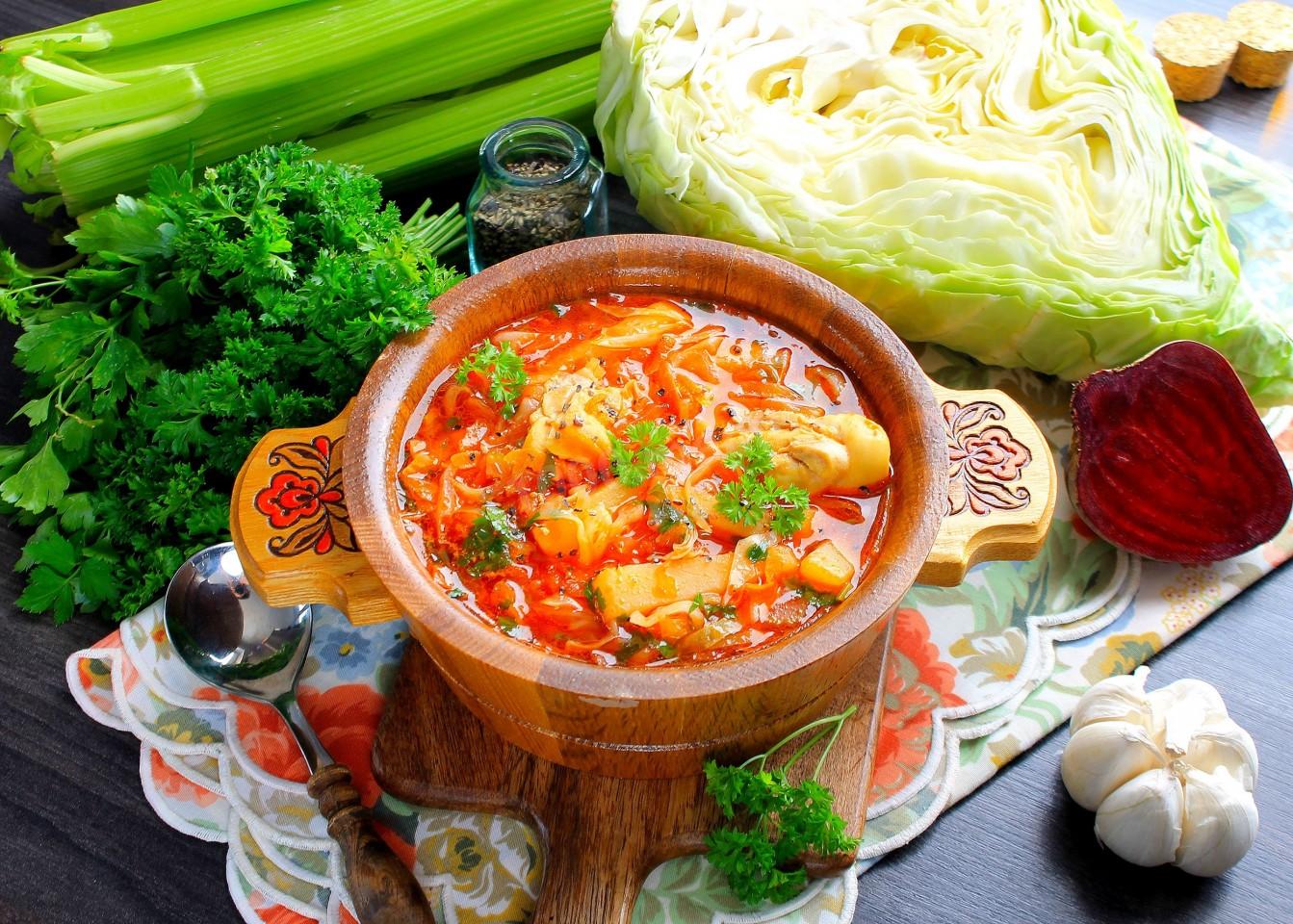 Обложка рецепта Борщ классический с курицей