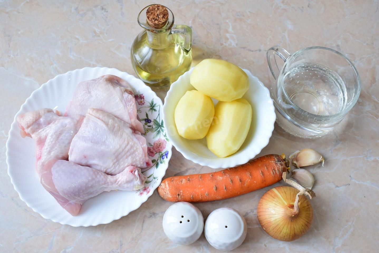 Шаг 1 приготовления Суп картофельный с курицей