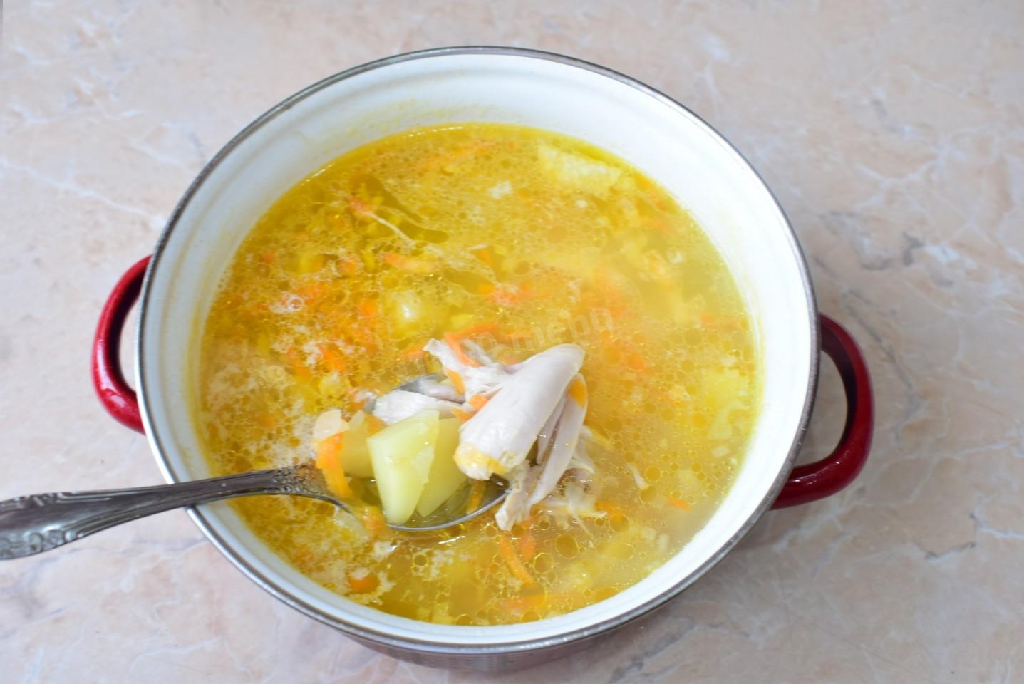 Шаг 7 приготовления Суп картофельный с курицей