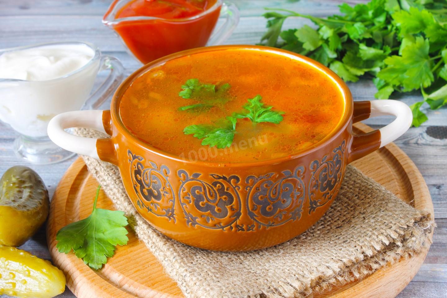 Обложка рецепта Рассольник куриный с перловкой и солеными огурцами