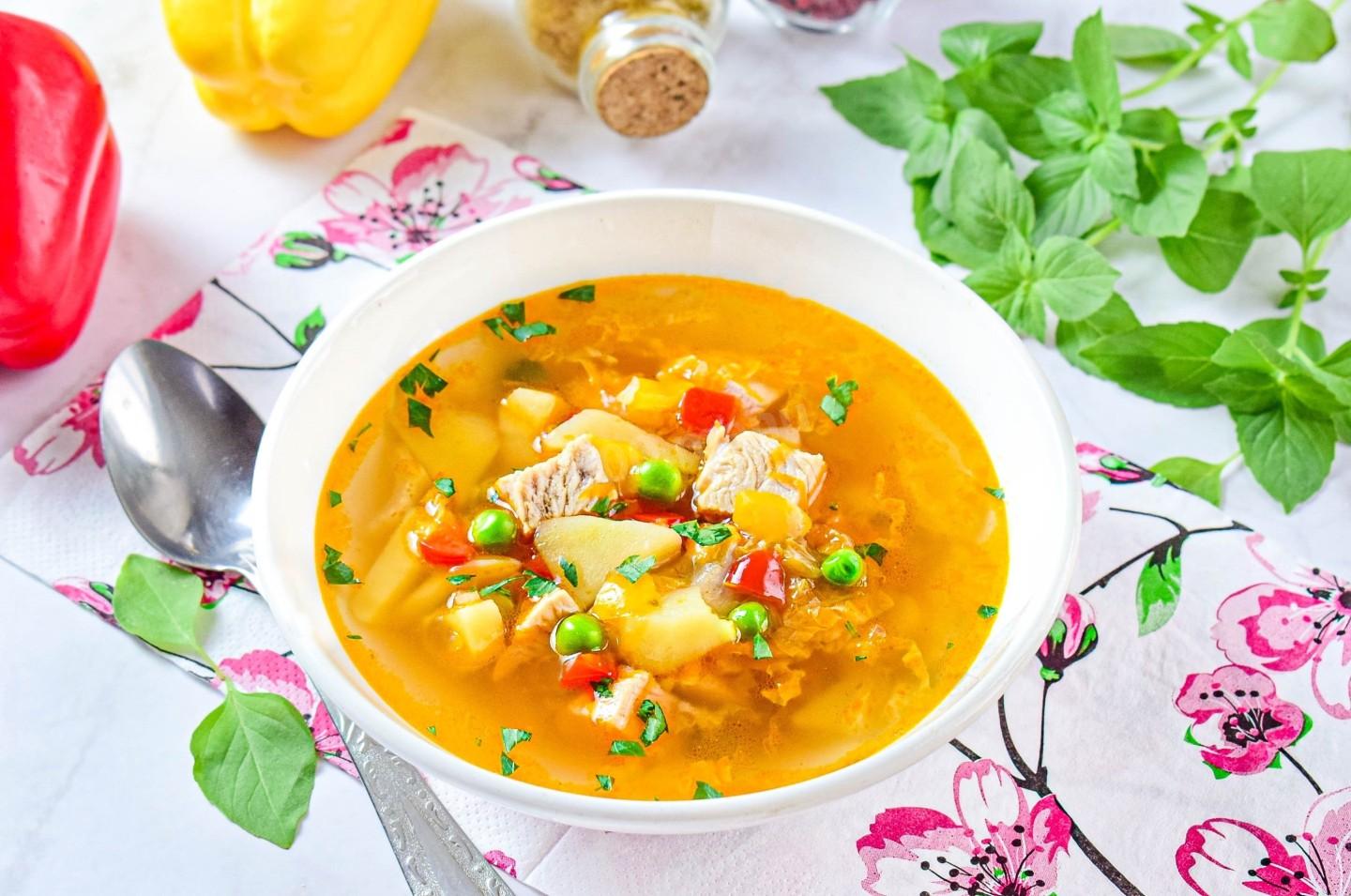 Шаг 10 приготовления Суп с пекинской капустой и курицей