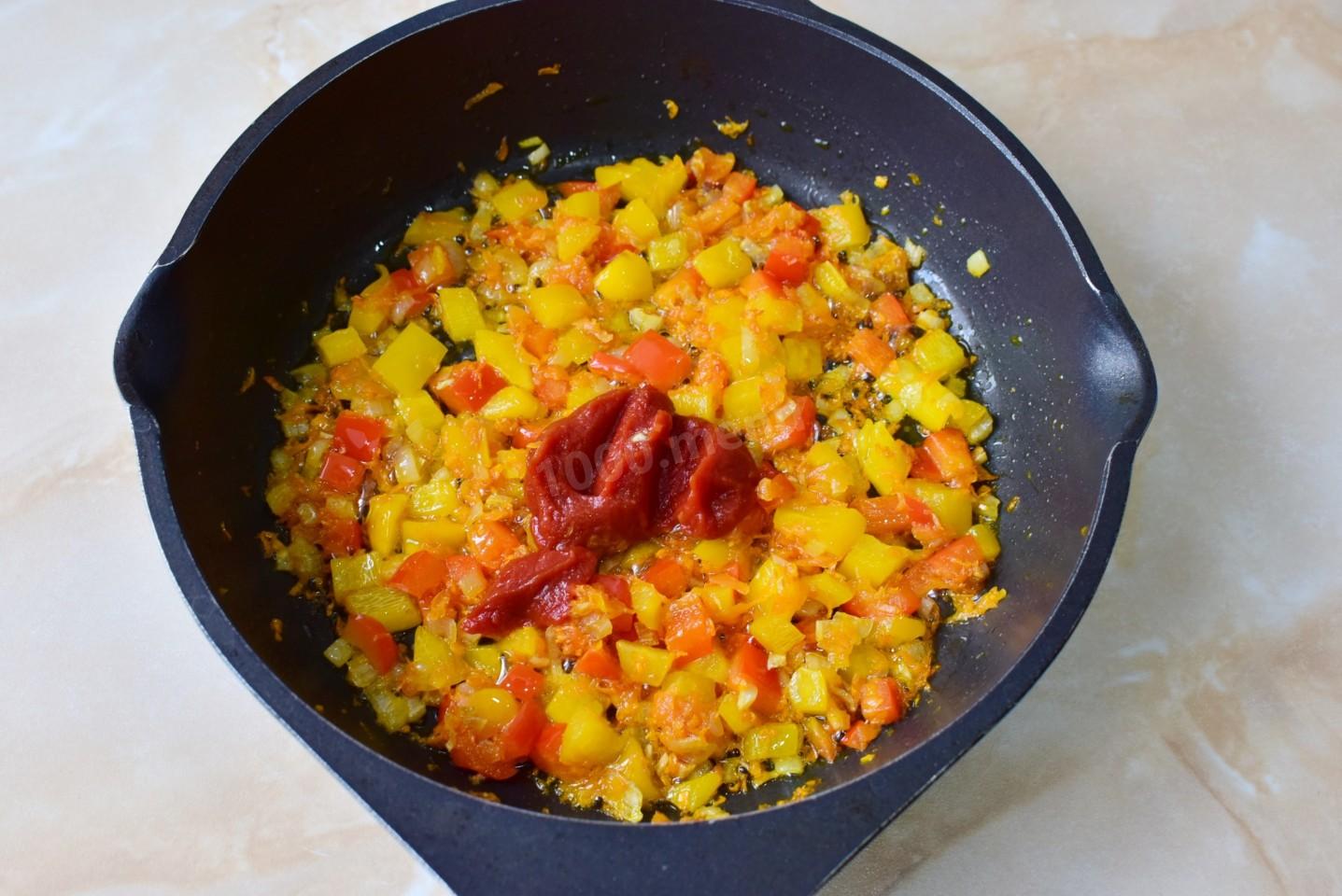 Шаг 7 приготовления Суп с пекинской капустой и курицей