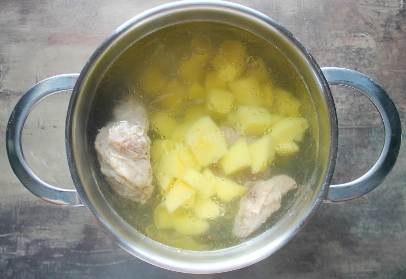 Шаг 11 приготовления Суп из чечевицы с мясом и картофелем