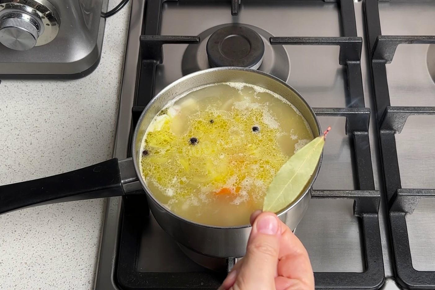 Шаг 10 приготовления Уха из трески самая вкусная