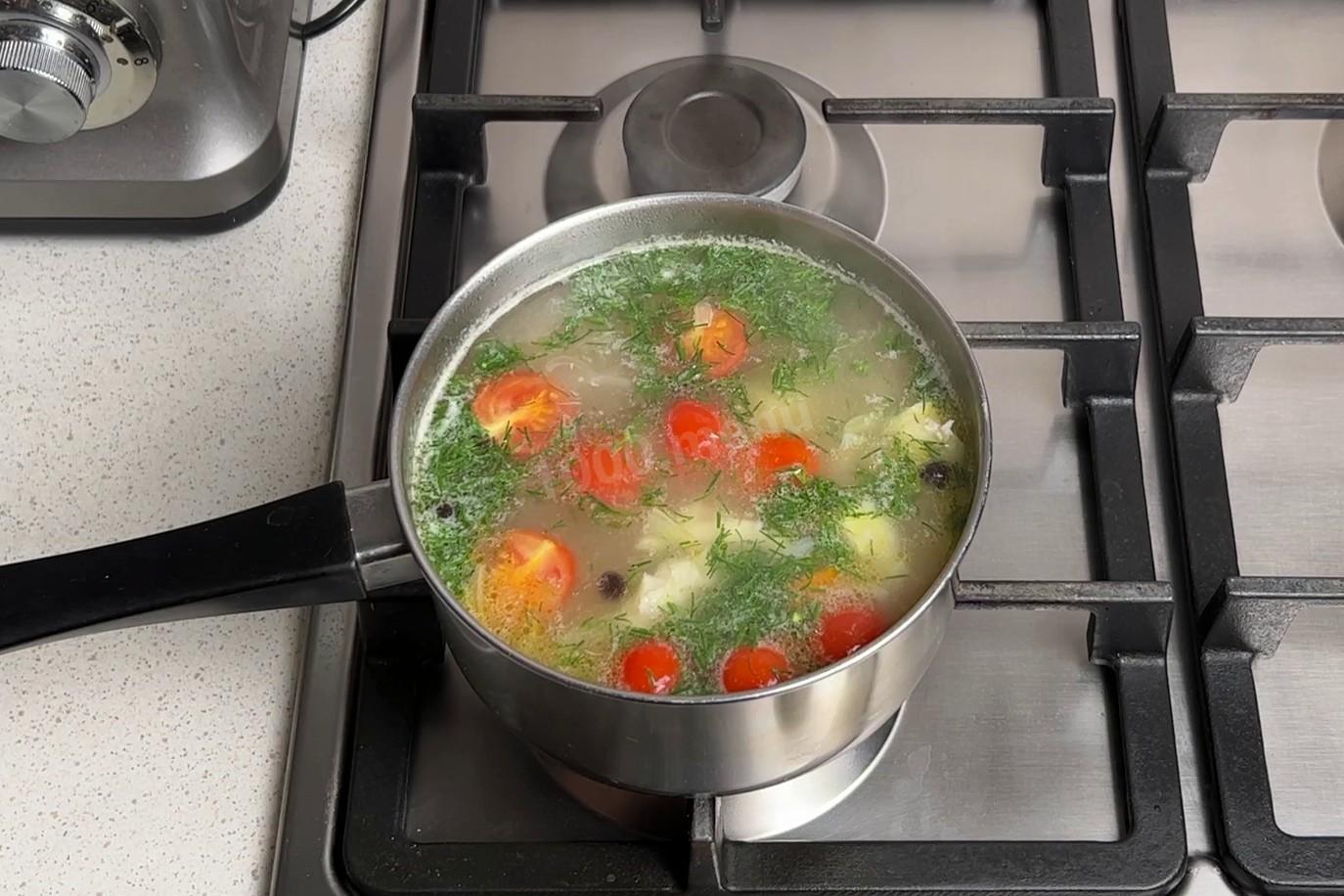 Шаг 11 приготовления Уха из трески самая вкусная