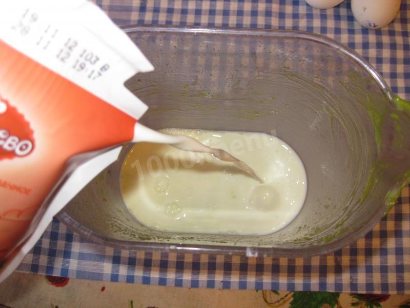 Шаг 5 приготовления Простой суп пюре из зеленого горошка с желтками
