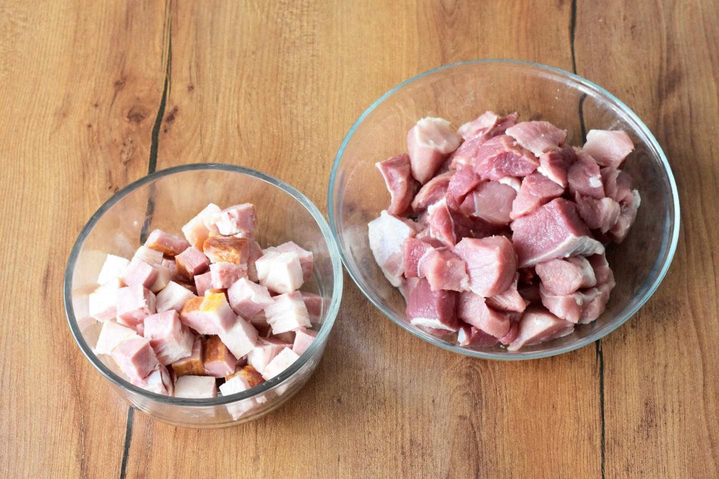 Шаг 2 приготовления Грибной суп с мясом и картошкой