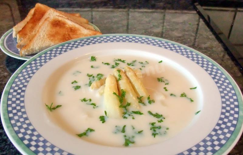 Шаг 10 приготовления Вкусный и простой суп пюре из спаржи