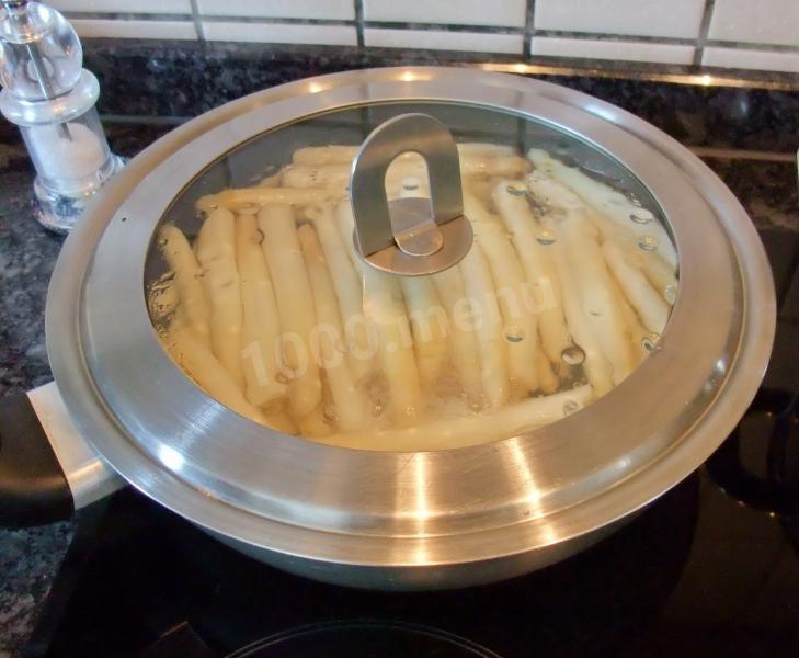 Шаг 2 приготовления Вкусный и простой суп пюре из спаржи