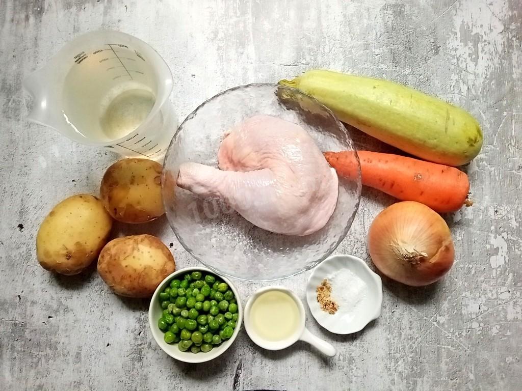 Шаг 1 приготовления Суп из кабачков и курицы