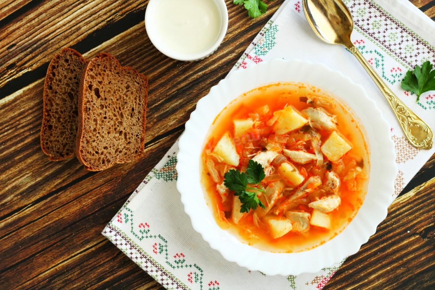 Шаг 18 приготовления Щи из квашеной капусты с курицей