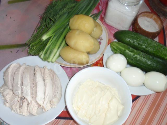 Шаг 1 приготовления Окрошка на курином бульоне