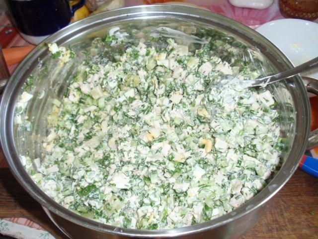 Шаг 6 приготовления Окрошка на курином бульоне