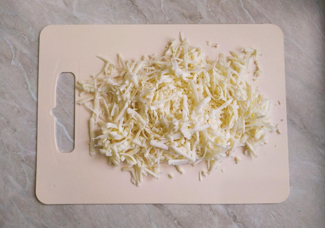Шаг 9 приготовления Сливочный суп с плавленным сыром и курицей