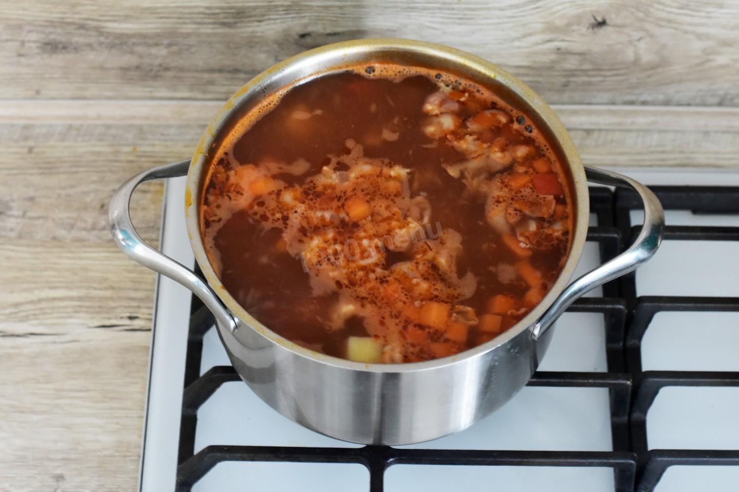 Шаг 15 приготовления Суп из фасоли красной консервированной с мясом