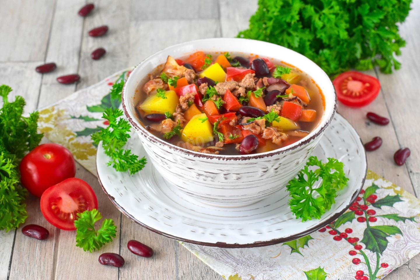Шаг 17 приготовления Суп из фасоли красной консервированной с мясом