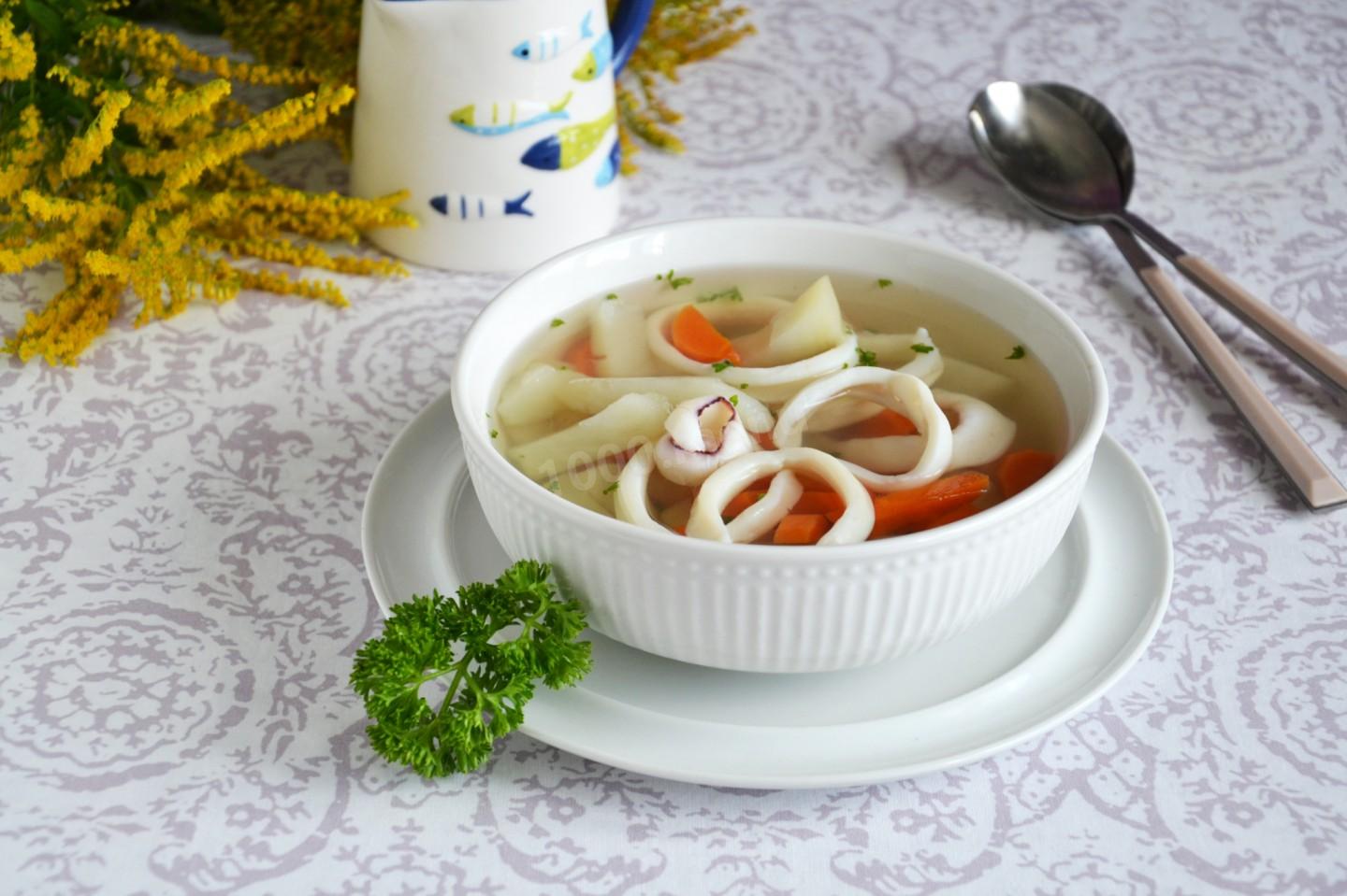 Шаг 10 приготовления Суп с кальмарами