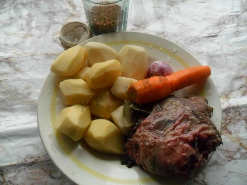 Шаг 1 приготовления Суп с мясом в мультиварке
