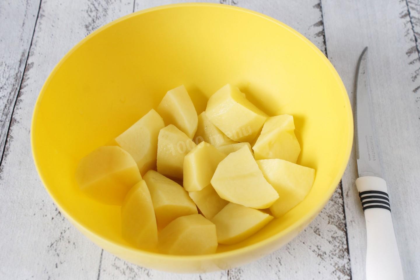 Шаг 1 приготовления Суп пюре из куриной печени с картошкой
