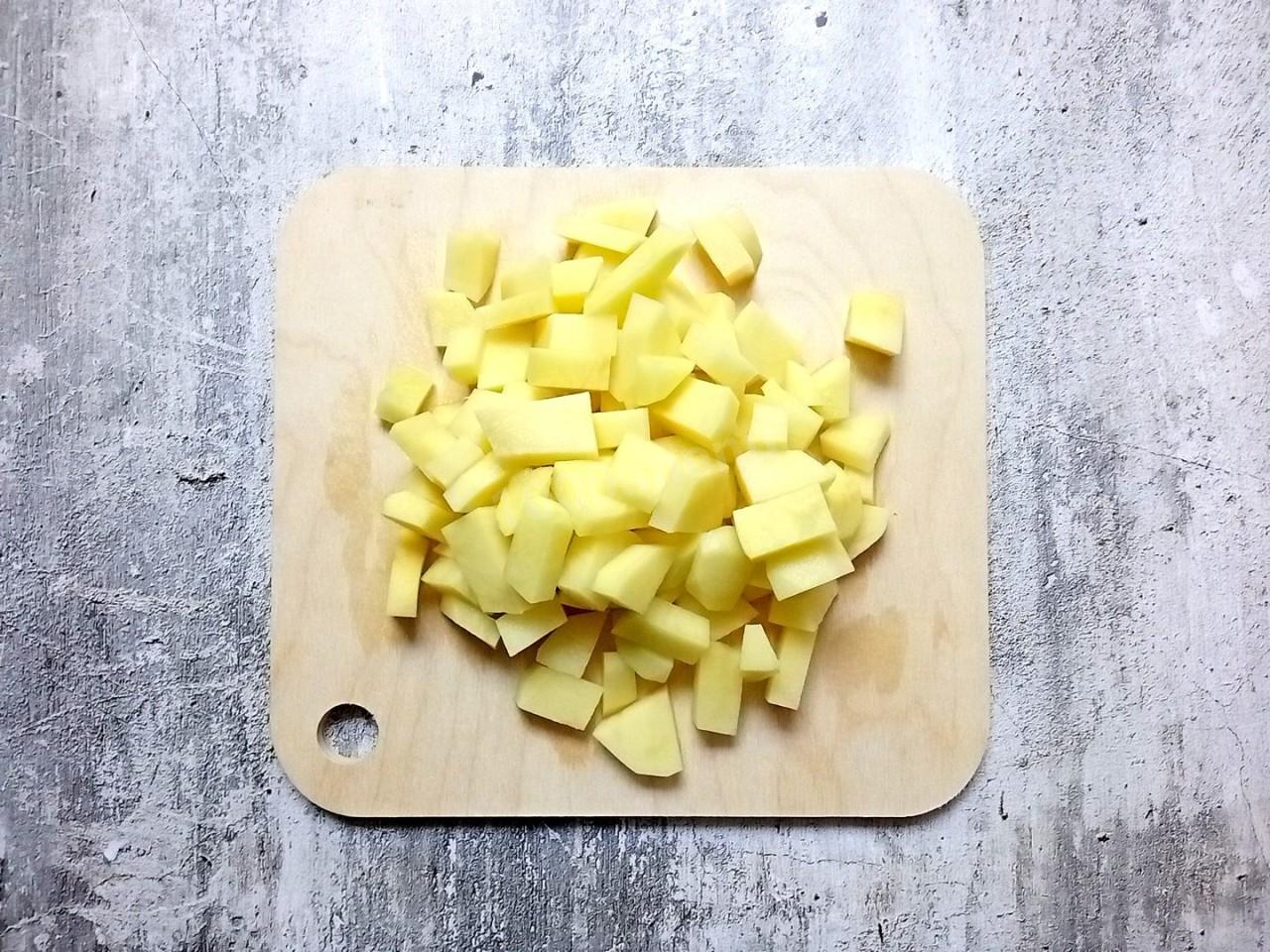 Шаг 4 приготовления Куриный суп с перловкой